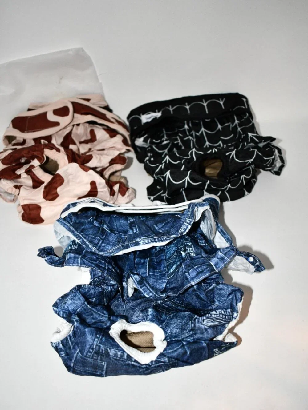 VUNCESSIN Reusable Female Dog Diapers Medium Washable 3 Pack NWT